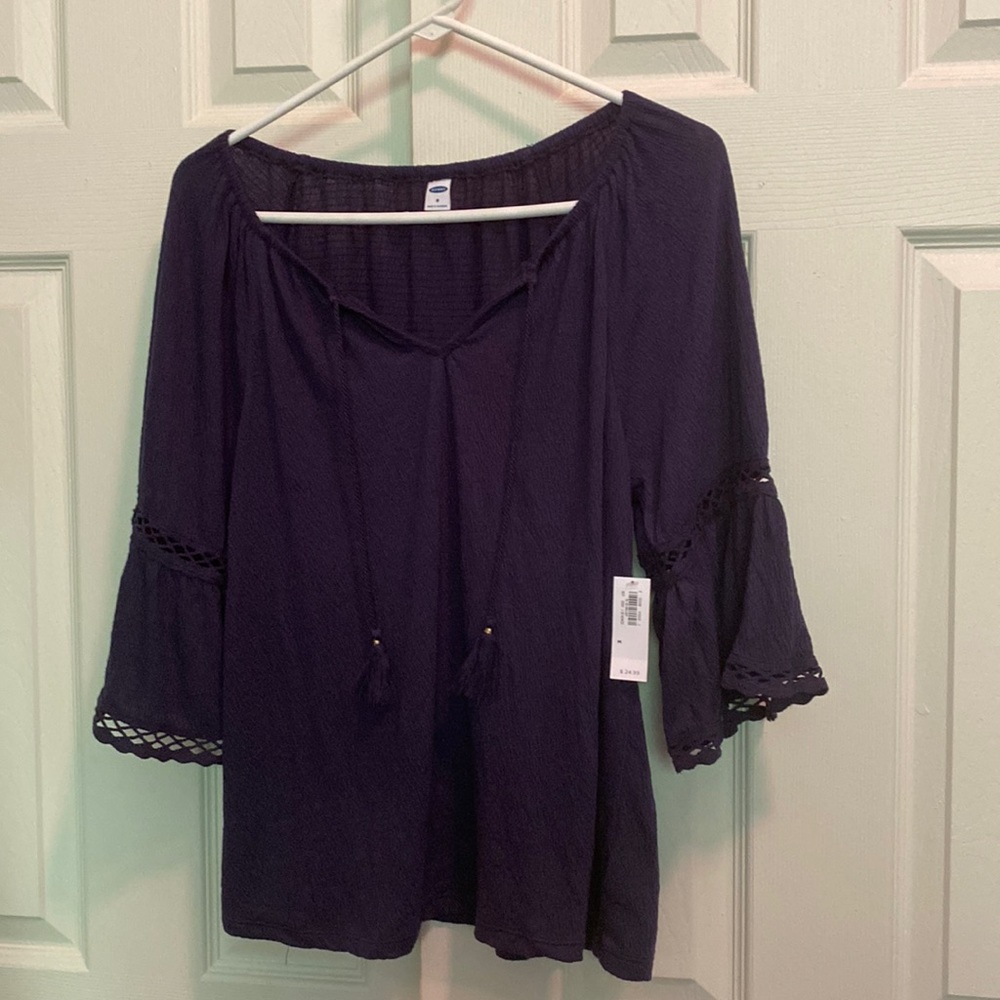 Adorable boho style peasant shirt. Navy. New with tags!